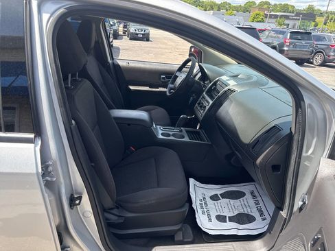 Used 2010 Ford Edge SE image 10