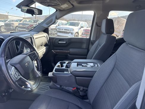 Used 2019 Chevrolet Silverado 1500 Custom Trail Boss w/ Custom Convenience Package image 12