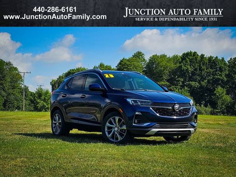 Used 2023 Buick Encore GX Essence w/ Experience Buick Package FWD image 1