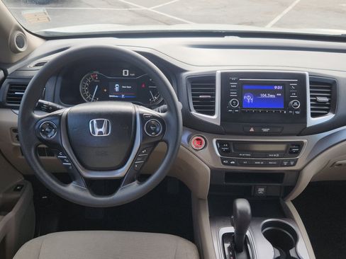 Used 2016 Honda Pilot LX image 25