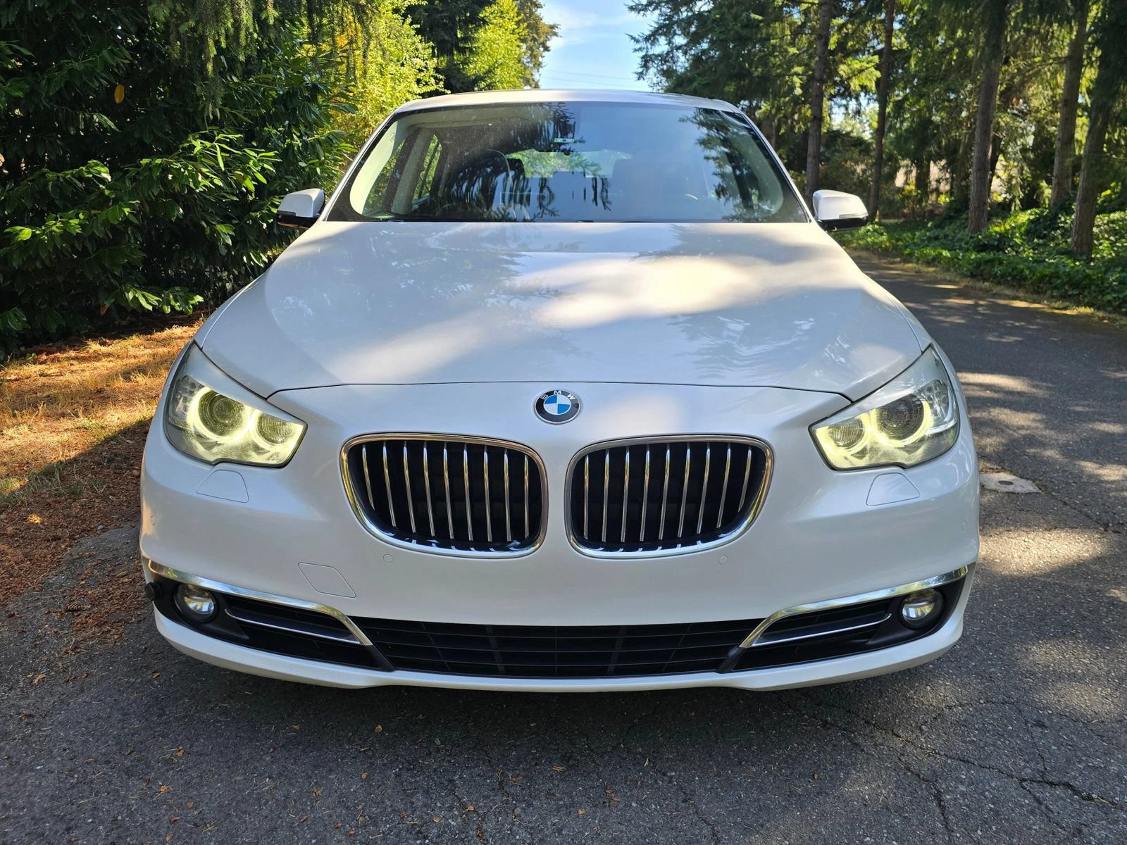 Used 2015 BMW 535i Gran Turismo xDrive AWD/4WD image 9