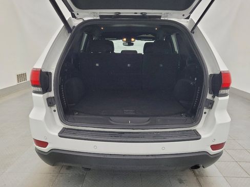 Used 2019 Jeep Grand Cherokee Laredo image 29