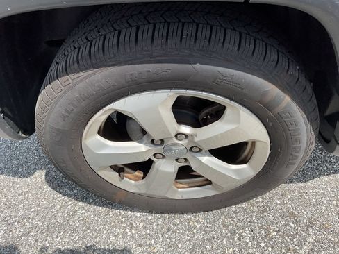 Used 2018 Jeep Compass Latitude w/ Popular Equipment Group AWD/4WD image 13