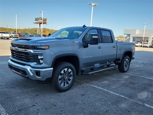 New 2025 Chevrolet Silverado 2500 LT w/ Safety Package image 3