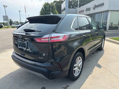 Used 2024 Ford Edge SEL w/ Convenience Package AWD/4WD image 6