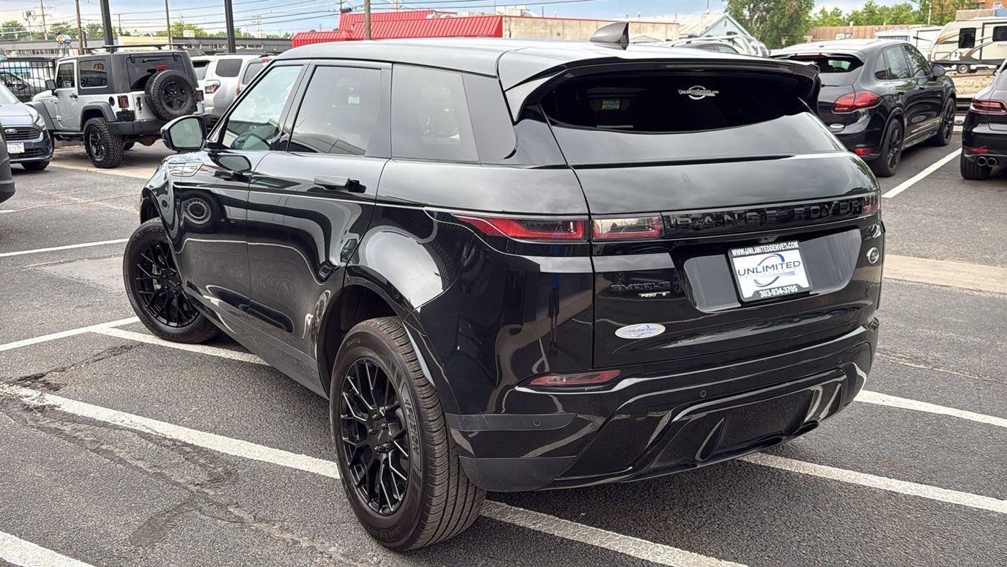 Used 2020 Land Rover Range Rover Evoque S AWD/4WD image 5