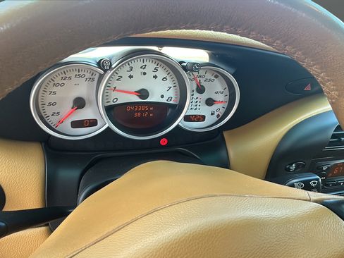 Used 2004 Porsche Boxster S RWD image 9