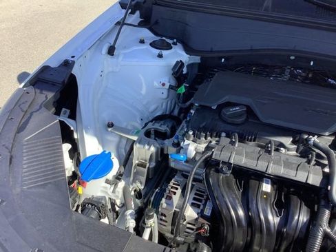 Certified 2026 Hyundai Kona SE image 16