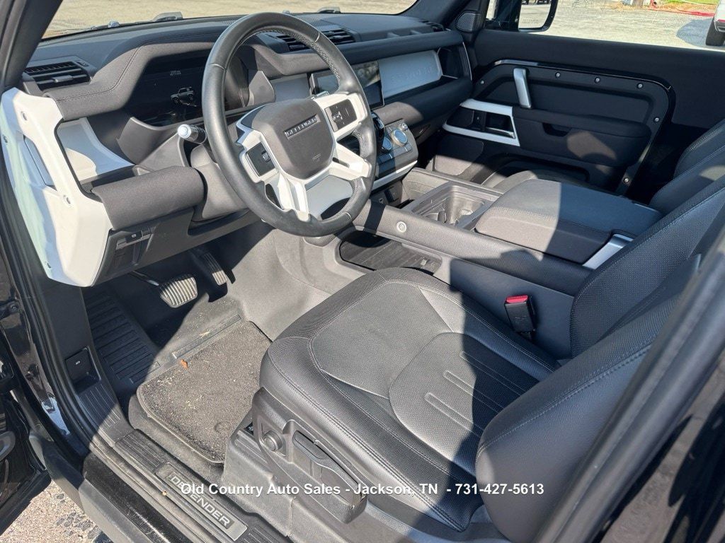 Used 2021 Land Rover Defender 90 X-Dynamic S AWD/4WD image 26