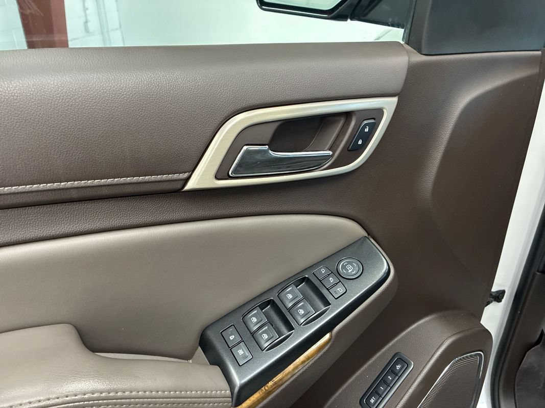 Used 2016 GMC Yukon Denali w/ Enhanced Security Package AWD/4WD image 10