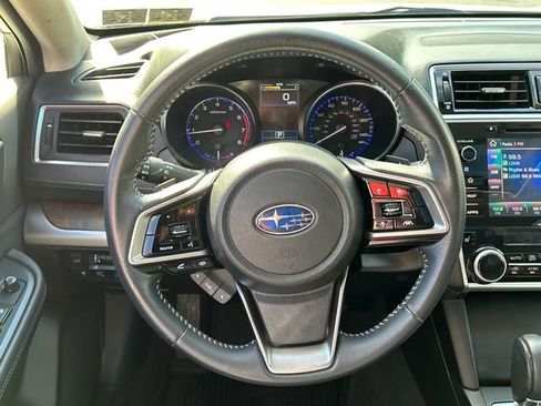 Used 2018 Subaru Outback 2.5i Limited image 15