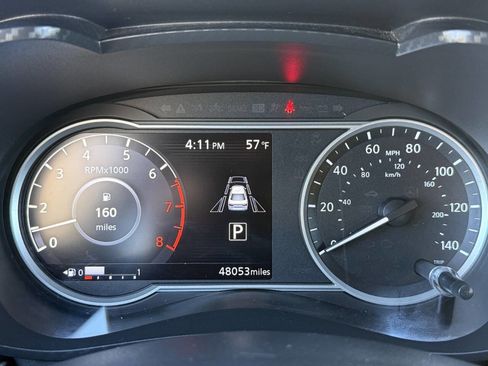 Used 2021 Nissan Versa SR image 18