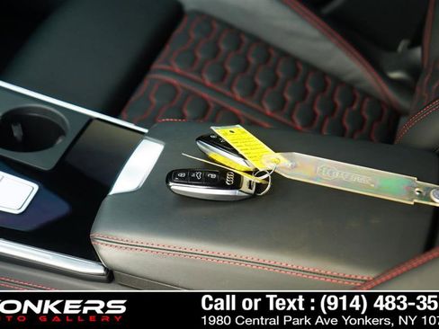 Used 2022 Audi RS 6 image 27