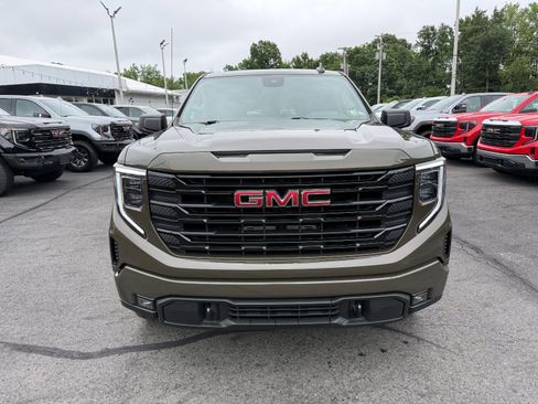 Used 2023 GMC Sierra 1500 Elevation AWD/4WD image 8