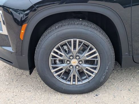 New 2026 Chevrolet Traverse LT FWD image 7