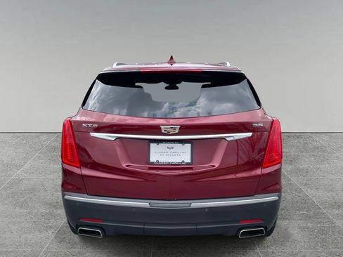 Used 2018 Cadillac XT5 Luxury w/ Driver Awareness Package image 4
