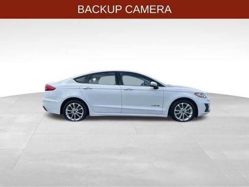 Used 2019 Ford Fusion SE image 8