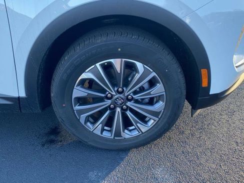 New 2025 Buick Envision Preferred image 3