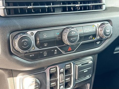 New 2025 Jeep Wrangler Sport S image 10