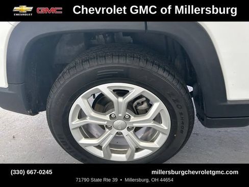 Used 2024 Jeep Compass Latitude AWD/4WD image 13