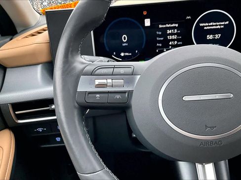 Used 2025 Hyundai Sonata Limited image 23