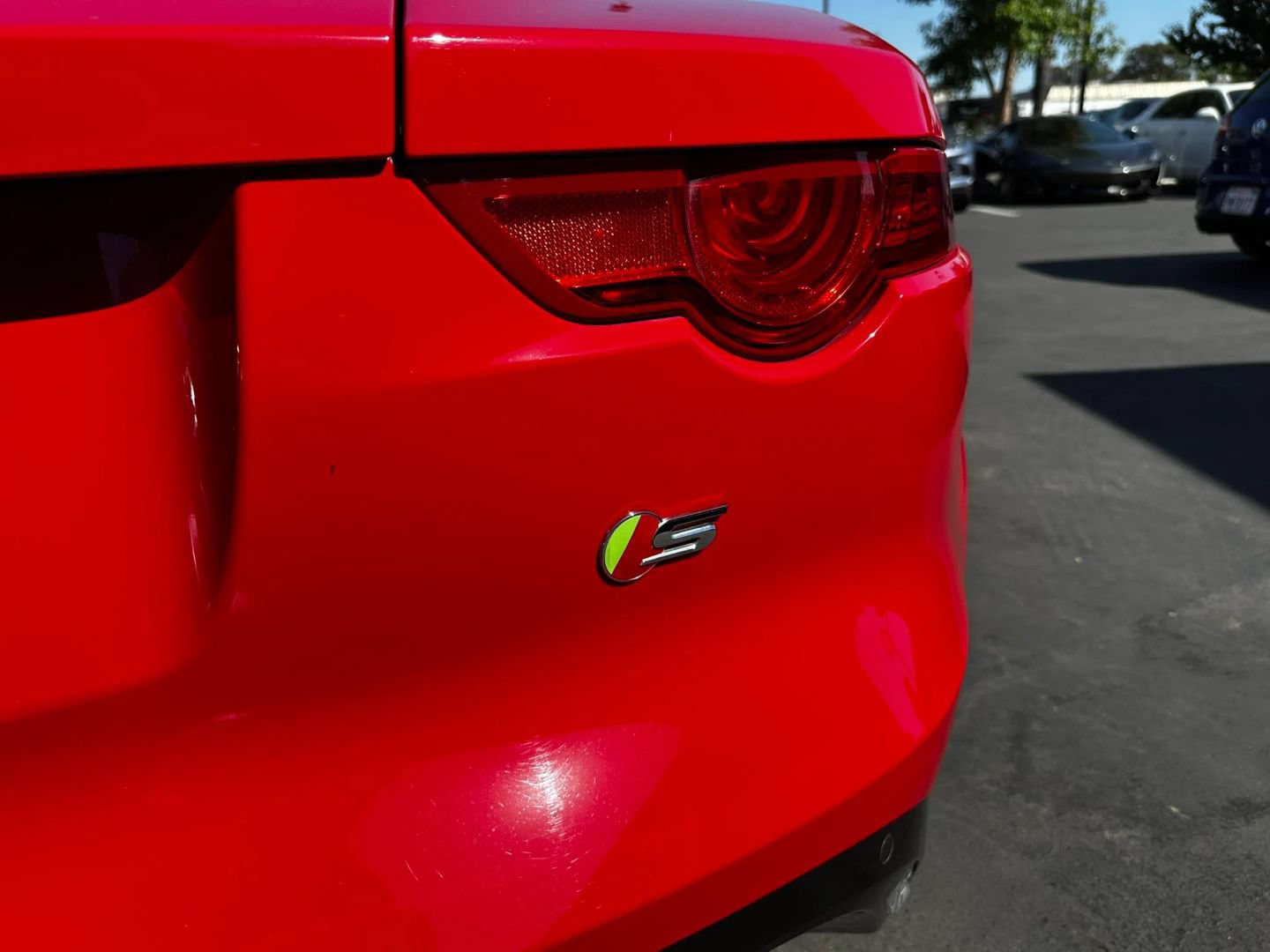 Used 2015 Jaguar F-TYPE S RWD image 31
