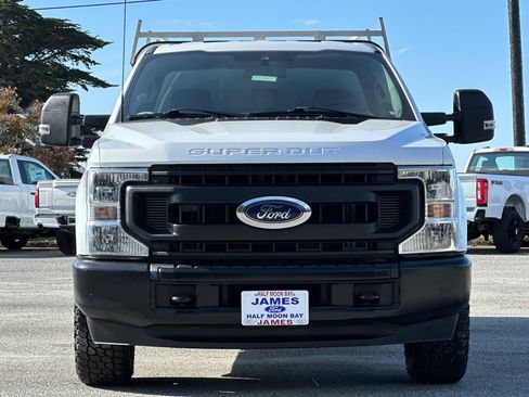 Used 2022 Ford F350 XL w/ Power Equipment Group RWD image 8