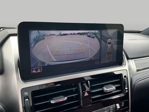 Used 2022 Lexus GX 460 Luxury w/ Sport Design Package AWD/4WD image 23