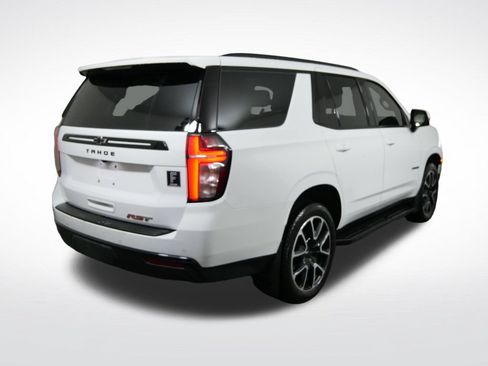 Used 2024 Chevrolet Tahoe RST w/ Luxury Package AWD/4WD image 3