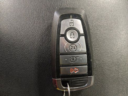 Used 2021 Ford Edge SEL w/ Convenience Package FWD image 32