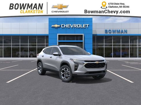 New 2025 Chevrolet Trax LT w/ Driver Confidence Package image 1