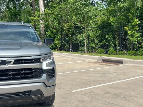 Used 2023 Chevrolet Silverado 1500 RST w/ Protection Package AWD/4WD image 3