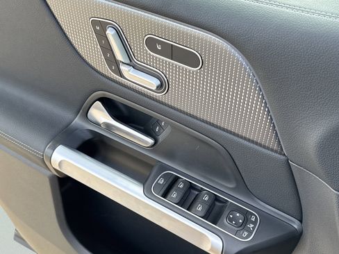 Used 2023 Mercedes-Benz EQB 350 4MATIC SUV w/ Exclusive Package image 21