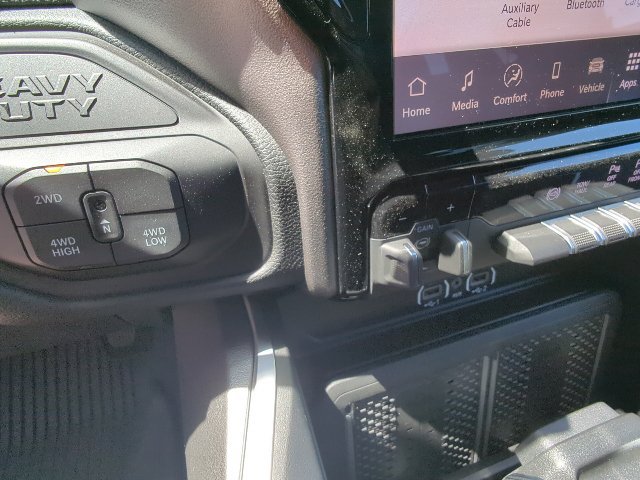 New 2026 RAM 3500 Big Horn AWD/4WD image 19