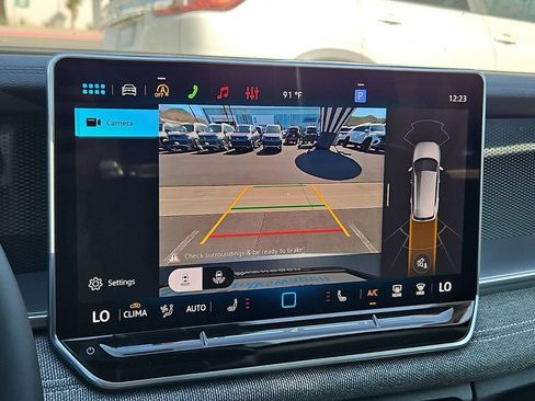 New 2026 Volkswagen Tiguan S FWD image 12