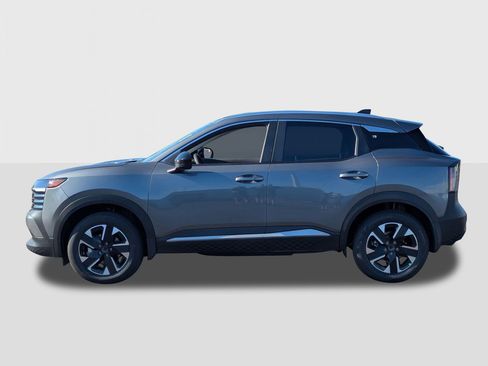 New 2026 Nissan Kicks SV AWD/4WD image 2