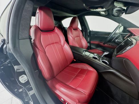 Used 2022 Maserati Ghibli Modena image 25