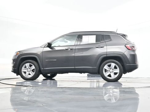 Used 2022 Jeep Compass Latitude w/ Sun and Sound Group image 41