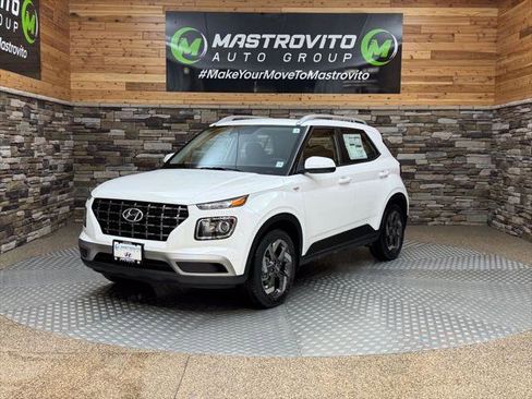 New 2026 Hyundai Venue SEL image 3