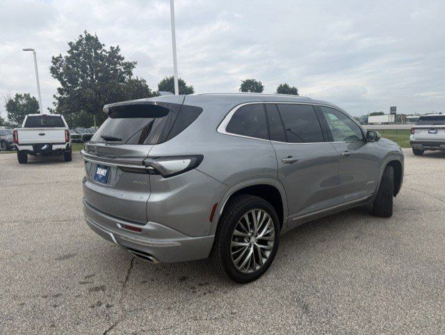 Used 2025 Buick Enclave Avenir w/ Super Cruise Package AWD/4WD image 9