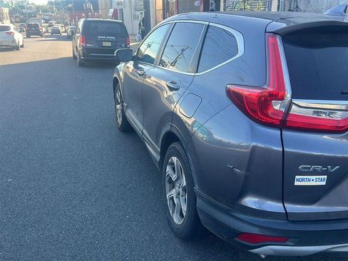 Used 2017 Honda CR-V EX-L image 2