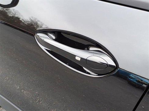 New 2026 Chevrolet Trax RS image 14