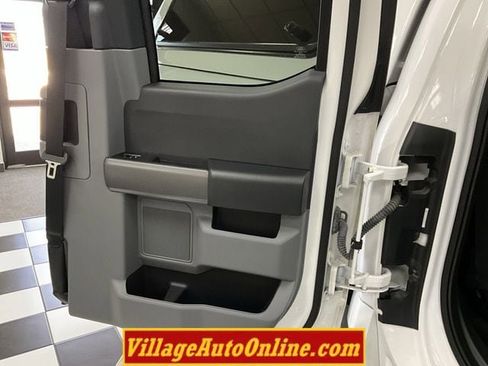 Used 2021 Ford F150 XLT image 35