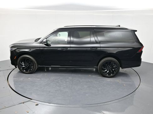 Used 2025 Lincoln Navigator L Reserve w/ Jet Appearance Package image 55