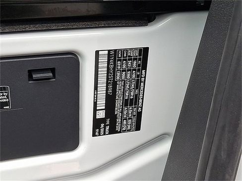 Used 2025 Mercedes-Benz Sprinter 2500 image 25