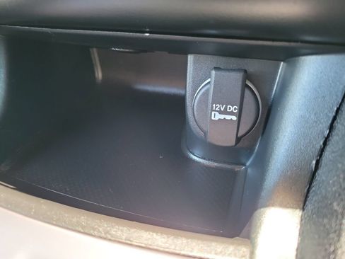 Used 2020 Dodge Charger SXT RWD image 30