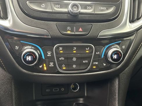 Certified 2024 Chevrolet Equinox Premier image 22