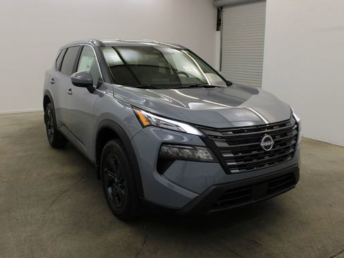 New 2026 Nissan Rogue SV FWD image 6