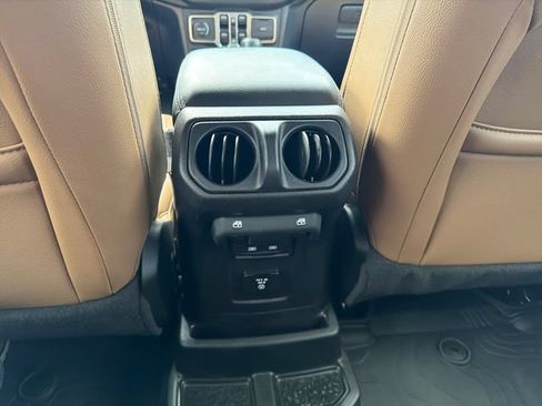 Used 2021 Jeep Wrangler Unlimited Sahara AWD/4WD image 23