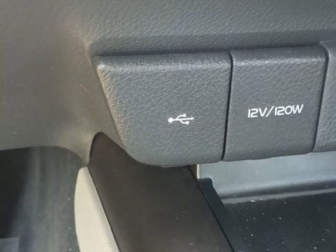 Used 2022 Toyota Camry SE image 20